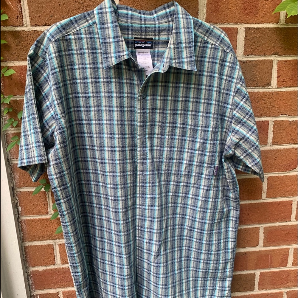Men’s Patagonia shirt